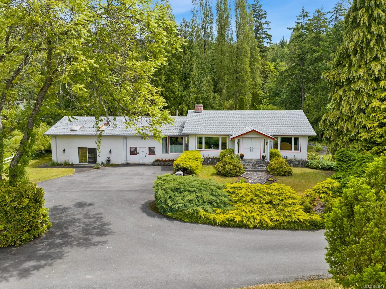 3367 Trans Canada Hwy, Cobble Hill, BC