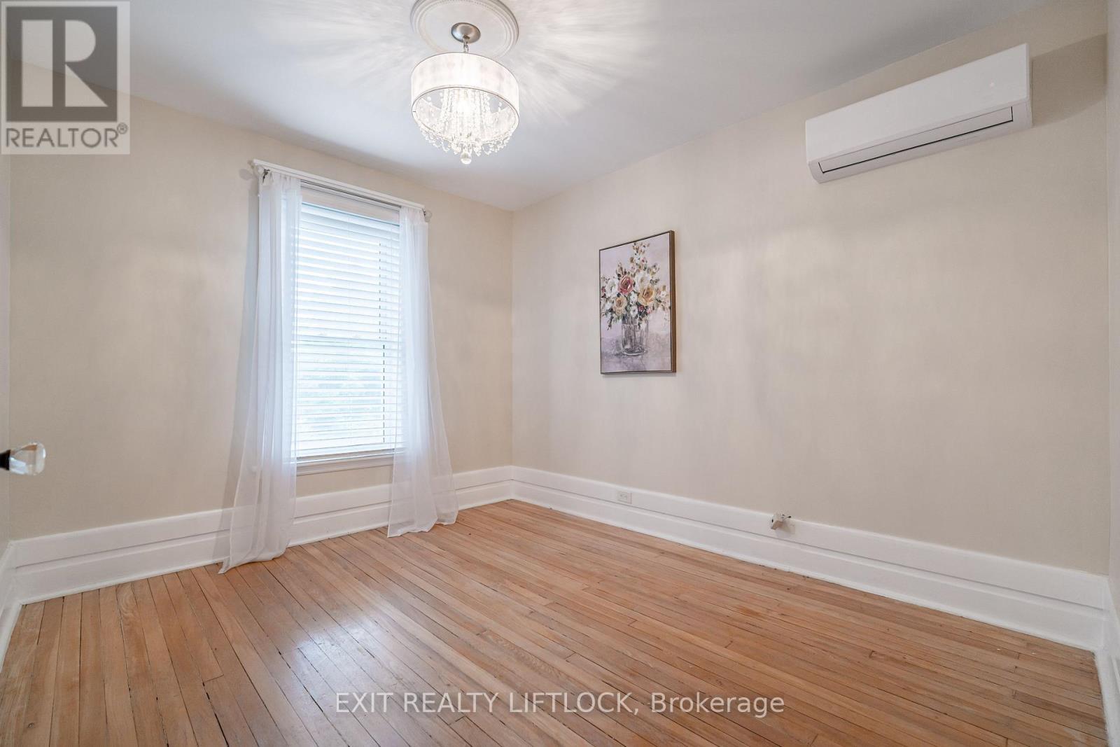 141 Hunter Street E, Peterborough (Ashburnham Ward 4), ON