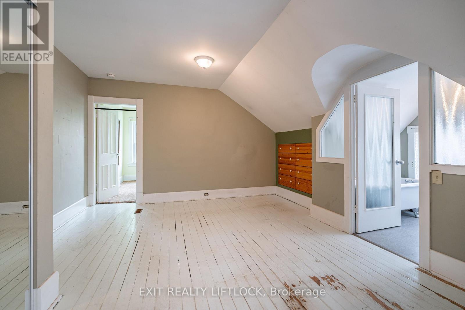 141 Hunter Street E, Peterborough (Ashburnham Ward 4), ON