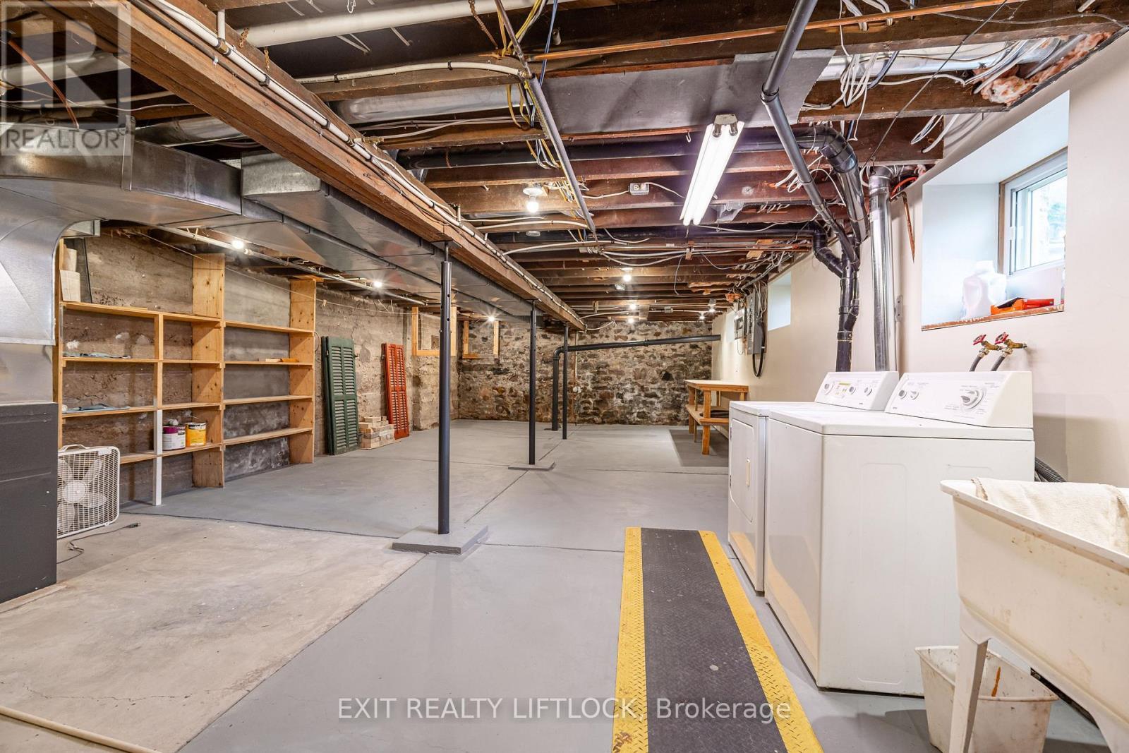 141 Hunter Street E, Peterborough (Ashburnham Ward 4), ON