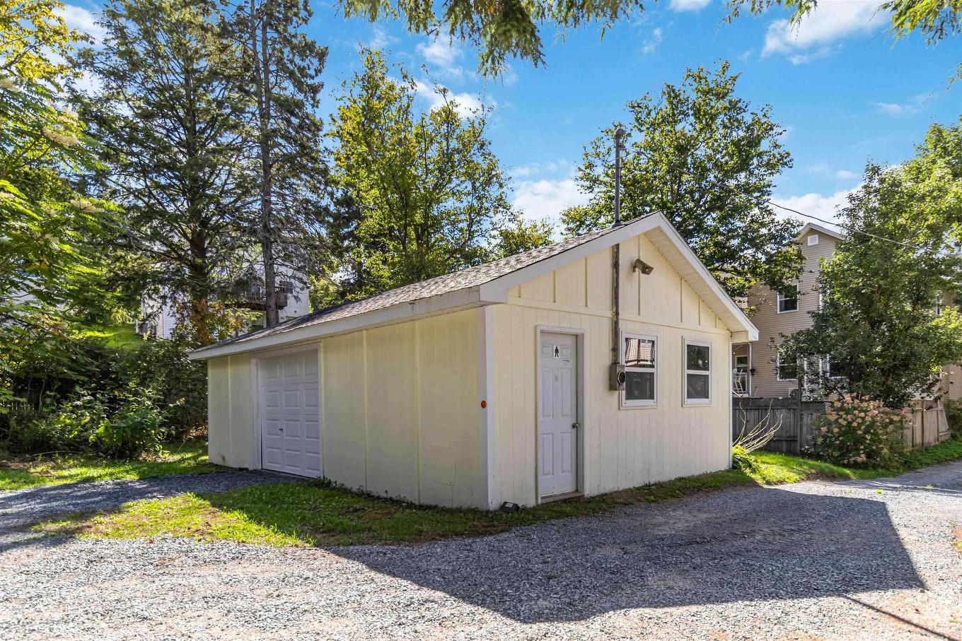 4 & 6 Hemlock Street, Dartmouth, NS