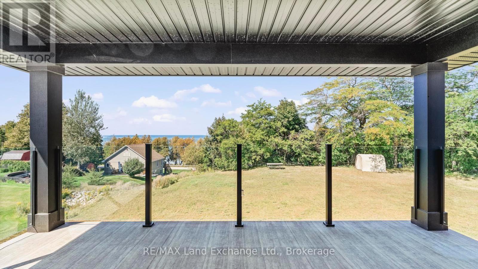 939 Bogdanovic Way, Huron-Kinloss, ON - Outdoor With Deck Patio Veranda With Exterior