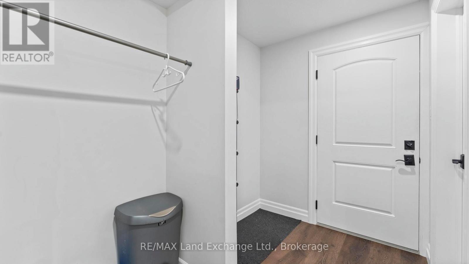 939 Bogdanovic Way, Huron-Kinloss, ON - Indoor Photo Showing Other Room