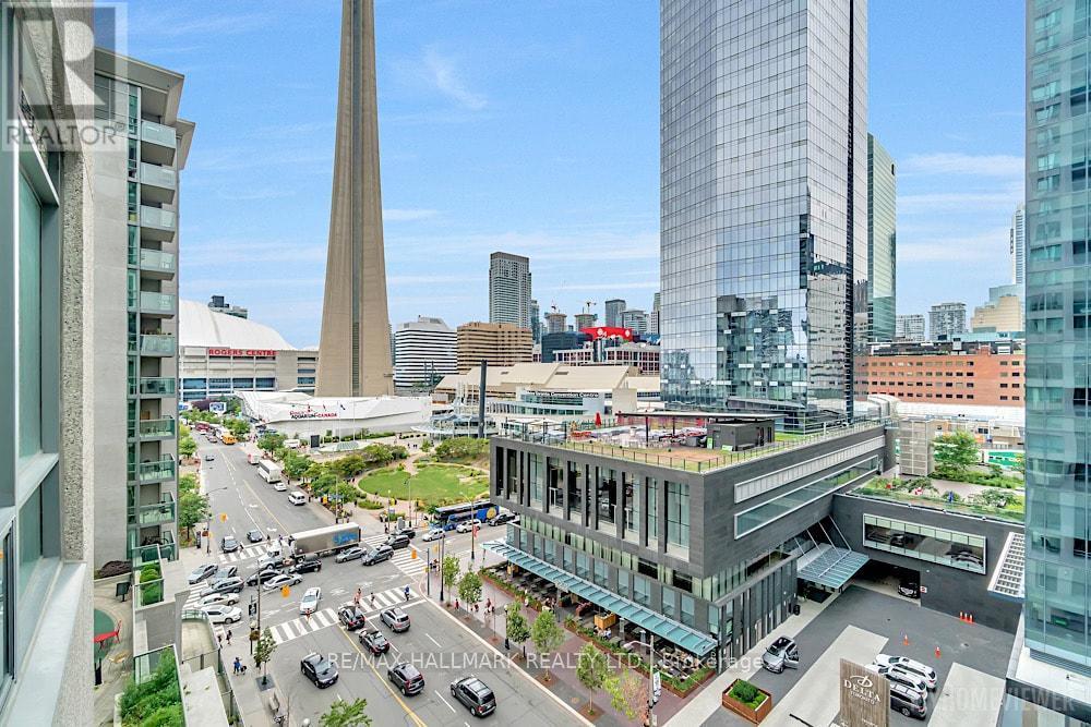 3211 - 30 Grand Trunk Crescent, Toronto, ON - Outdoor