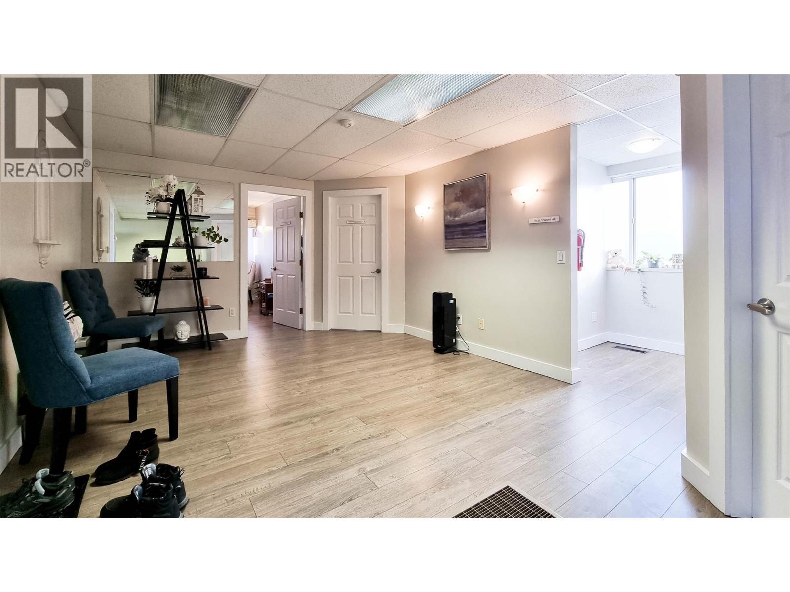 1607 Ellis Street, Kelowna, BC