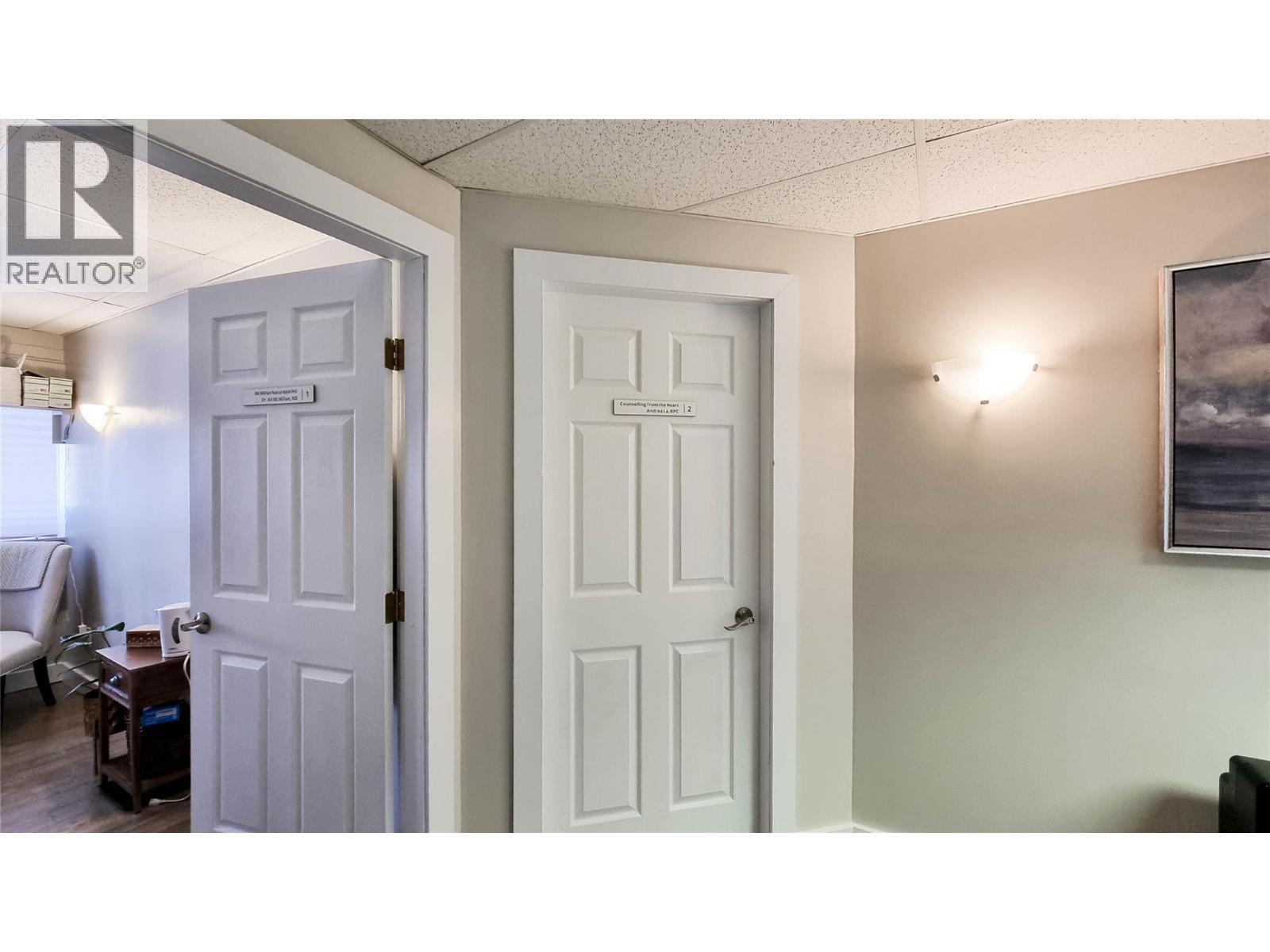 1607 Ellis Street, Kelowna, BC