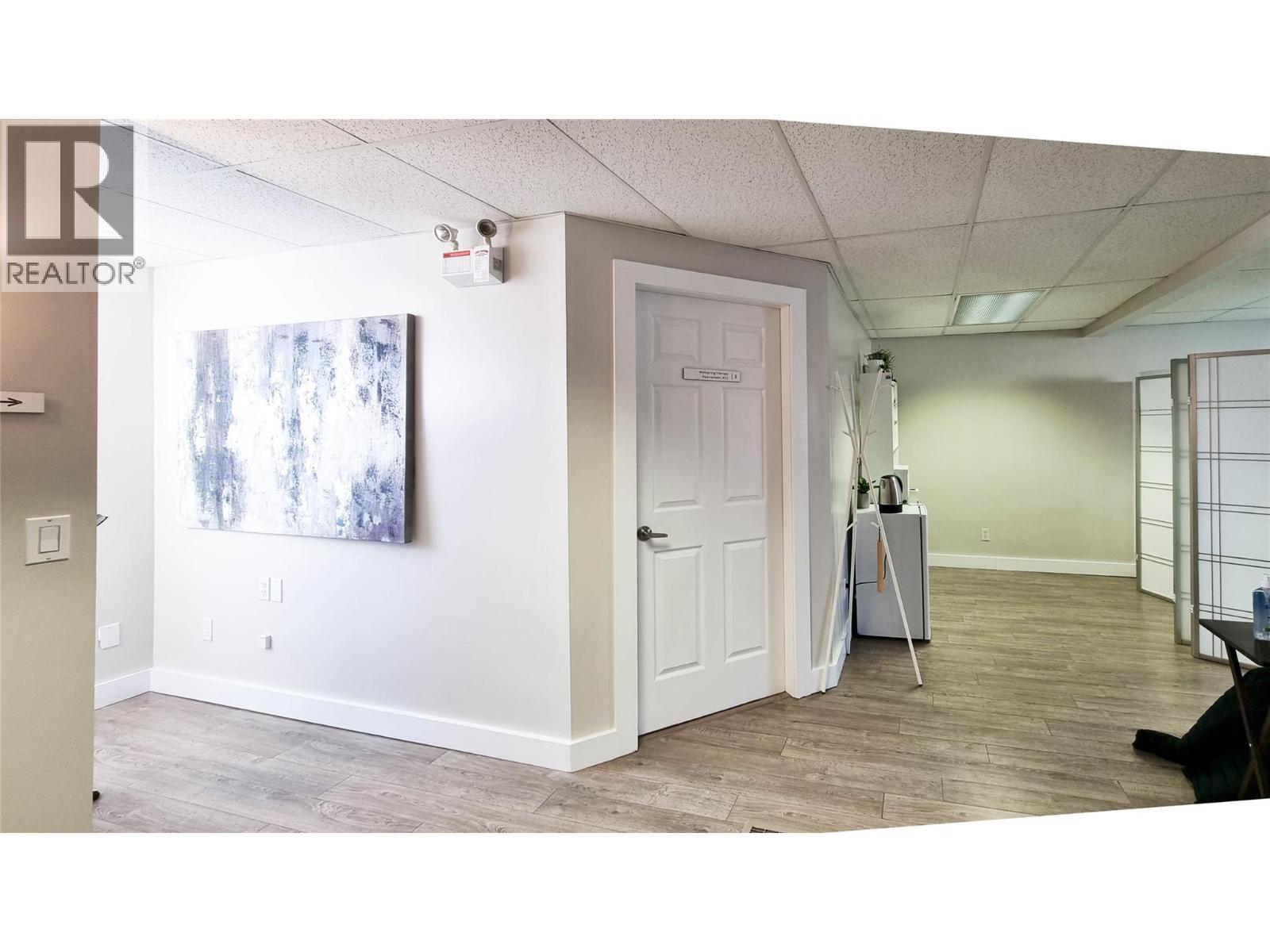 1607 Ellis Street, Kelowna, BC