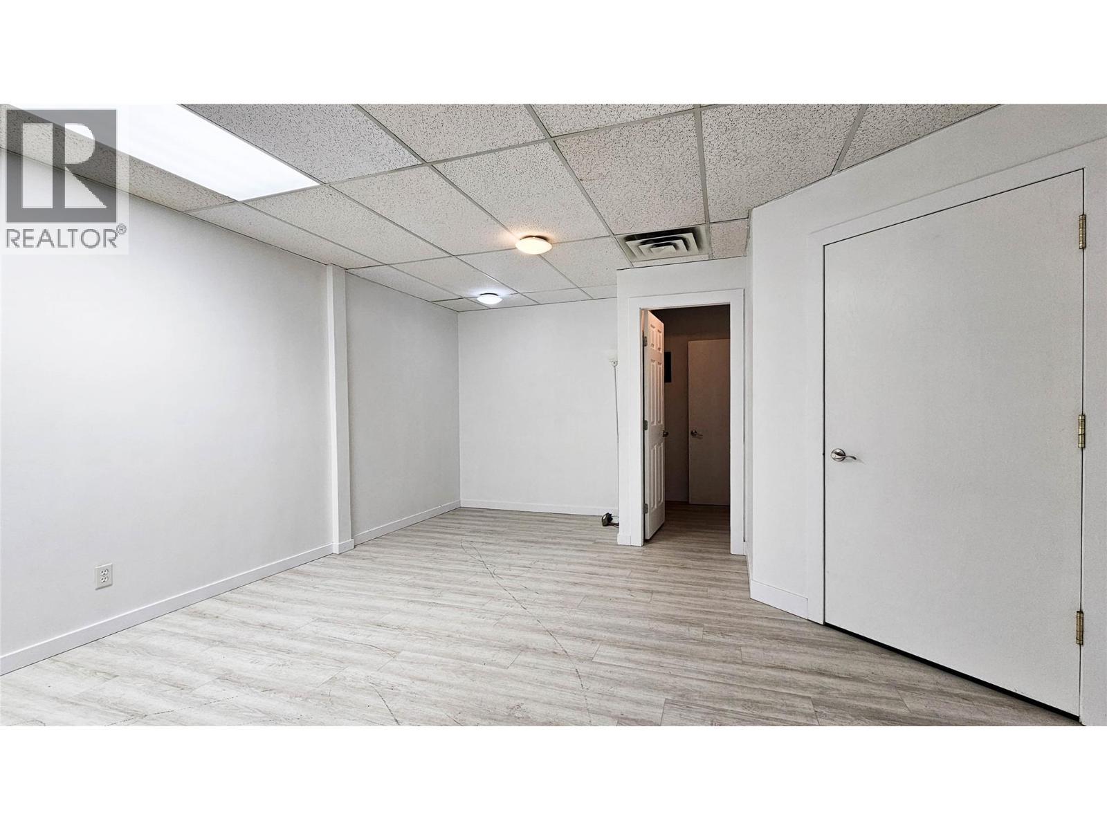 1607 Ellis Street, Kelowna, BC