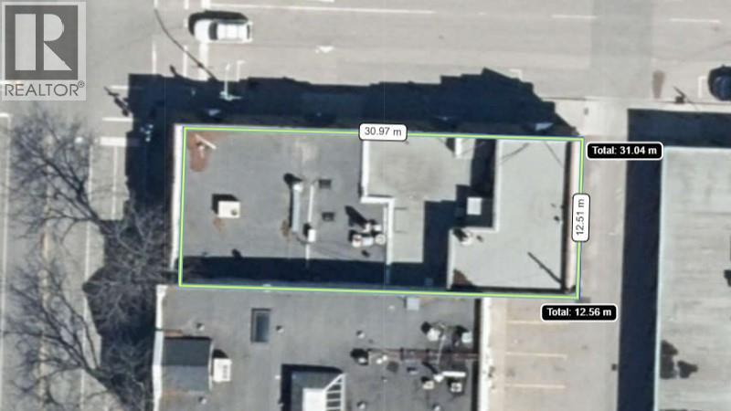 1607 Ellis Street, Kelowna, BC