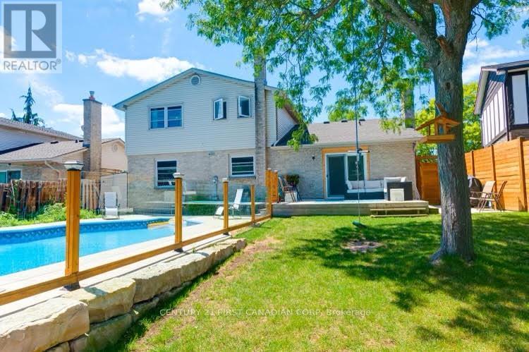 1027 Flintlock Court N, London North (North P), ON - Outdoor With Deck Patio Veranda