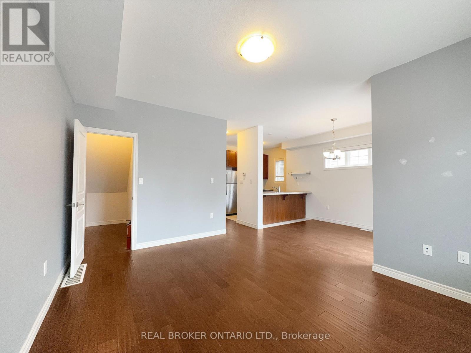 14 Whaley Lane, Hamilton, ON - Indoor