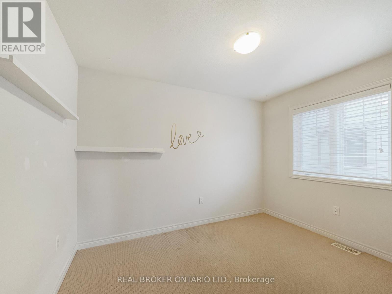 14 Whaley Lane, Hamilton, ON - Indoor Photo Showing Other Room