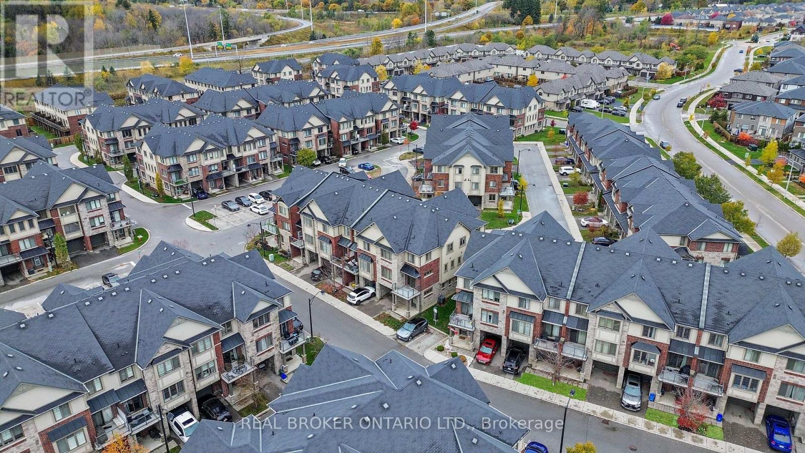 14 Whaley Lane, Hamilton, ON - With View