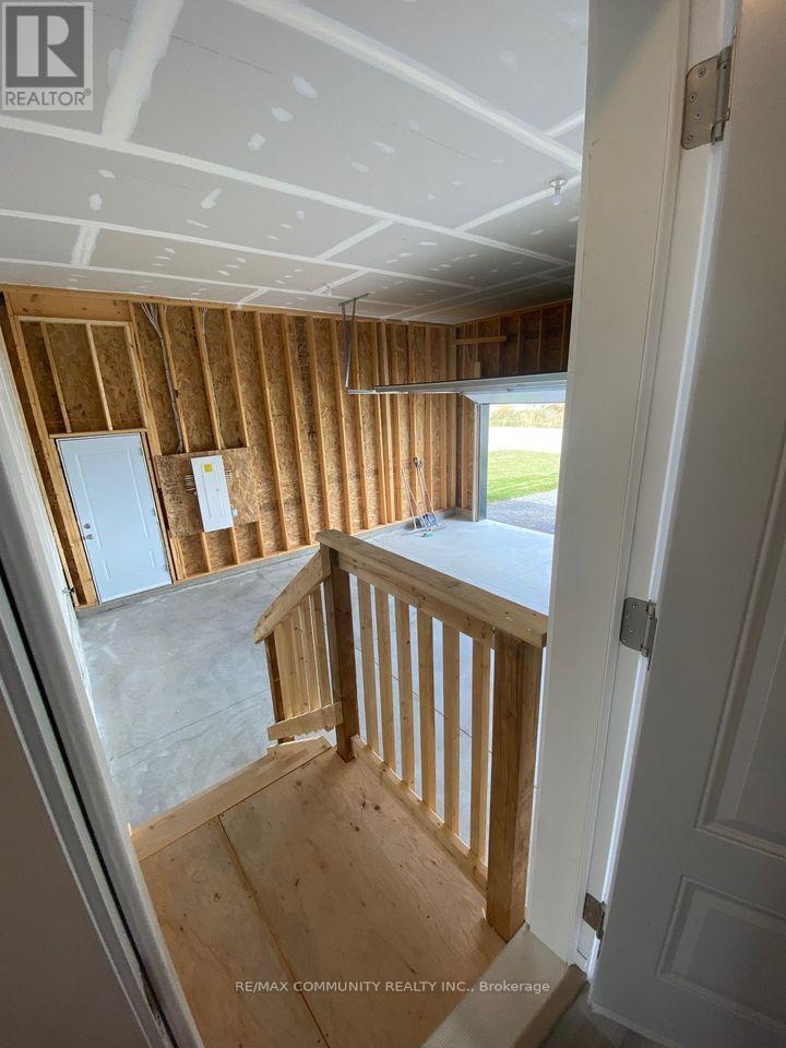 52 Potter Drive, Loyalist, ON - Indoor Photo Showing Other Room