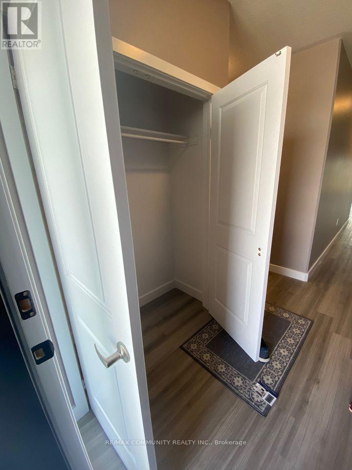 52 Potter Drive, Loyalist, ON - Indoor Photo Showing Other Room