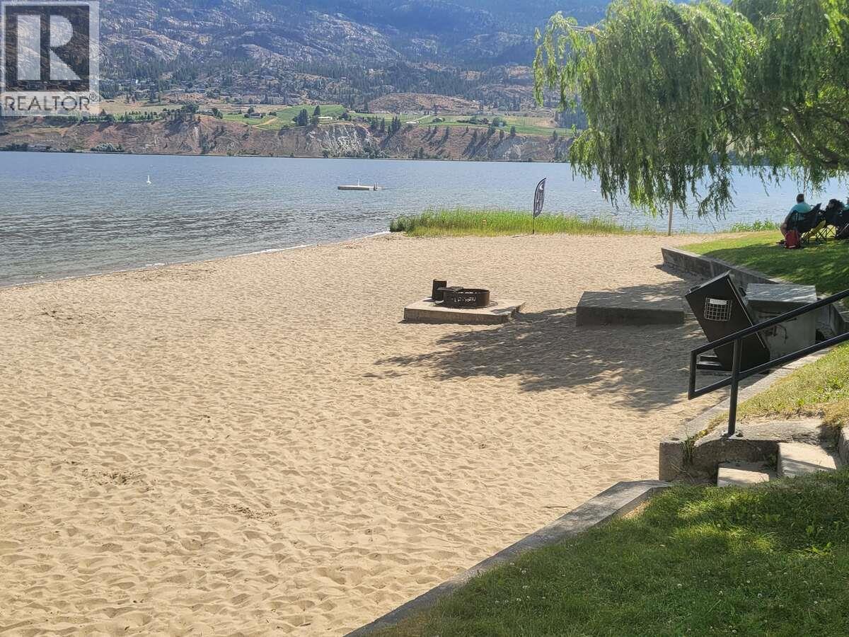 nearby park - 129 Alder Crescent, Kaleden, BC