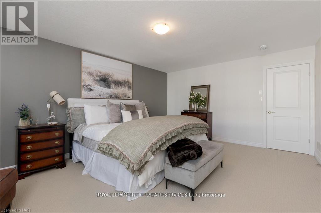 124 Shoreview Place, Hamilton, ON - Indoor Photo Showing Bedroom