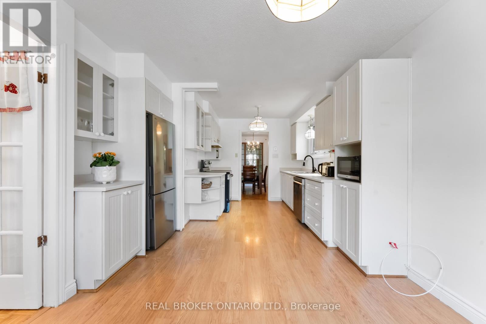77 Priam Way, Ottawa, ON - Indoor Photo Showing Kitchen