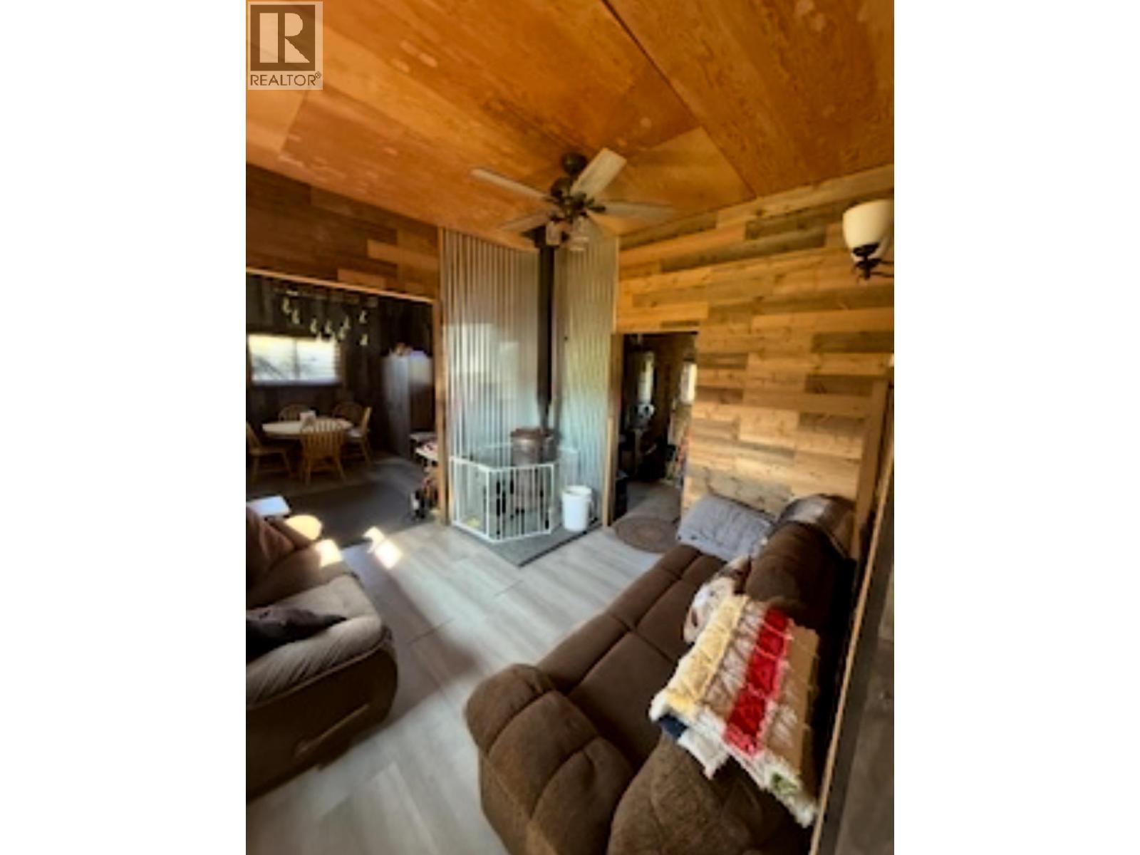 17215 277 Road, Fort St. John, BC