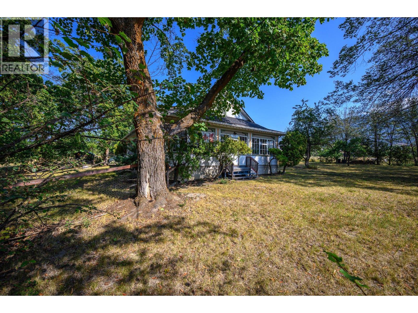 975 25 Avenue, Vernon, BC - Outdoor