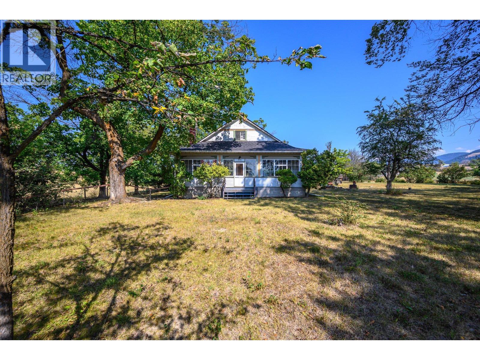 975 25 Avenue, Vernon, BC - Outdoor