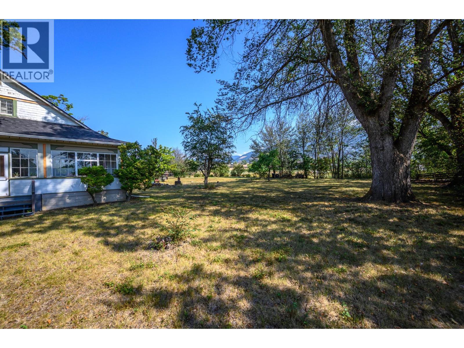 975 25 Avenue, Vernon, BC - Outdoor