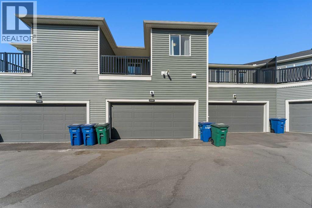 2200 Windbury Greenway Sw, Airdrie, AB - Outdoor With Exterior