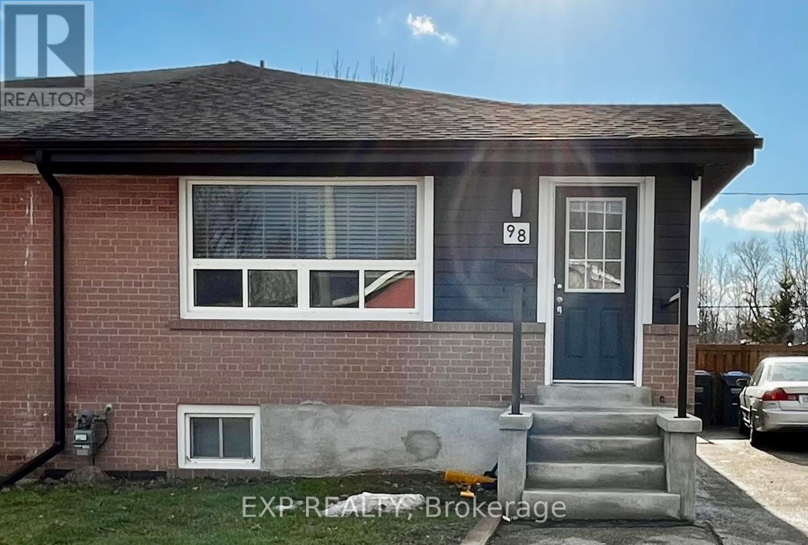 1 - 98 Corby Crescent, Brampton, ON - Outdoor