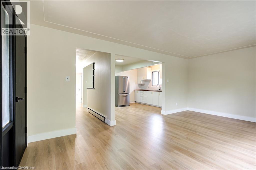 870 Guelph Street, Kitchener, ON - Indoor