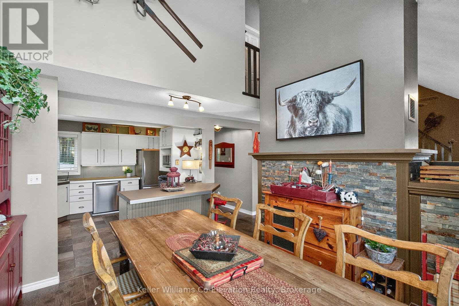 407047 Grey 4 Road, Grey Highlands, ON - Indoor