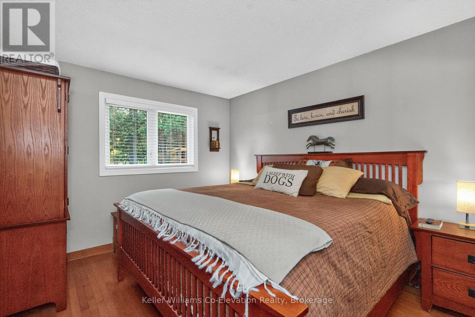 407047 Grey 4 Road, Grey Highlands, ON - Indoor Photo Showing Bedroom