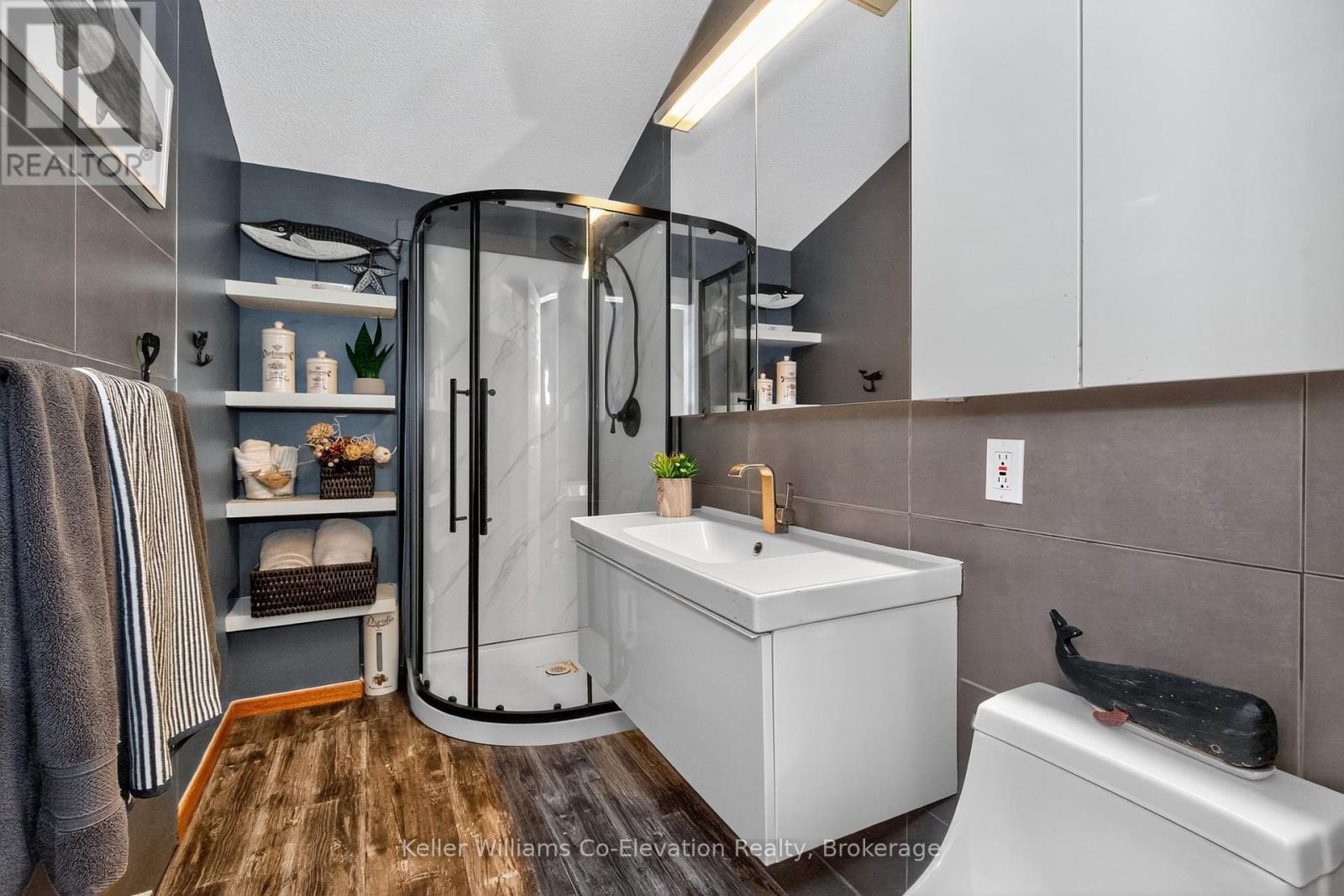 407047 Grey 4 Road, Grey Highlands, ON - Indoor Photo Showing Laundry Room
