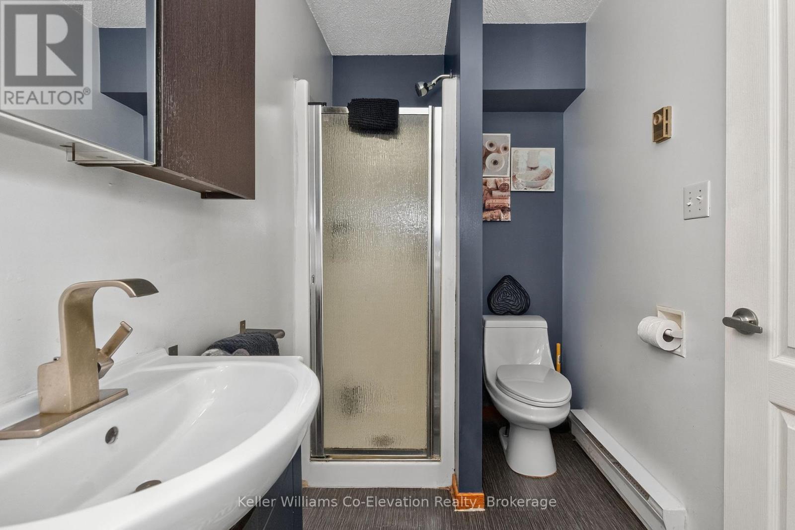 407047 Grey 4 Road, Grey Highlands, ON - Indoor Photo Showing Bathroom