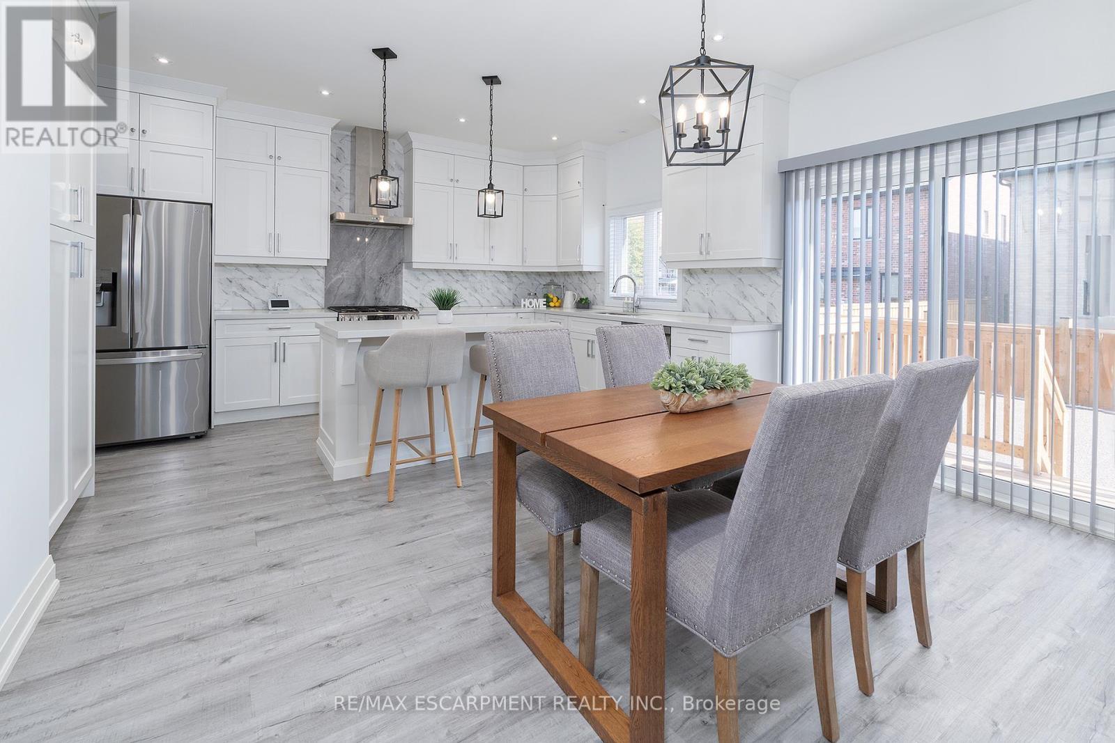 388 Klein Circle, Hamilton, ON - Indoor