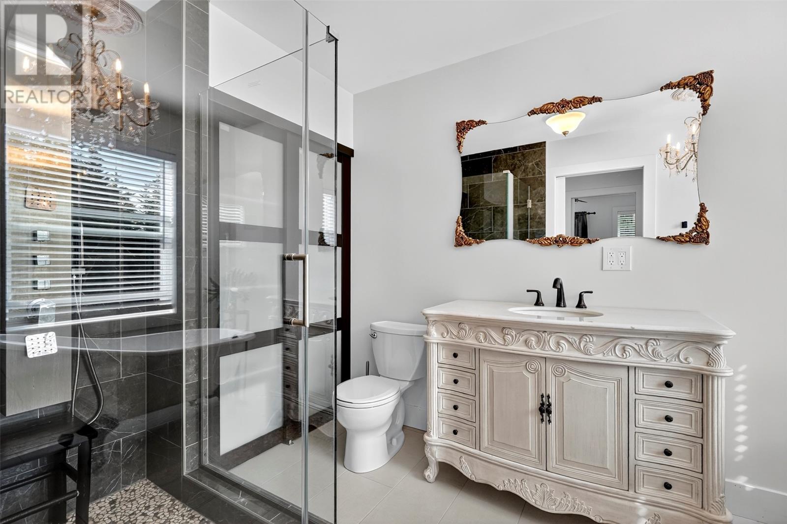 2 Johns Road, St Phillips, NL - Indoor Photo Showing Bathroom