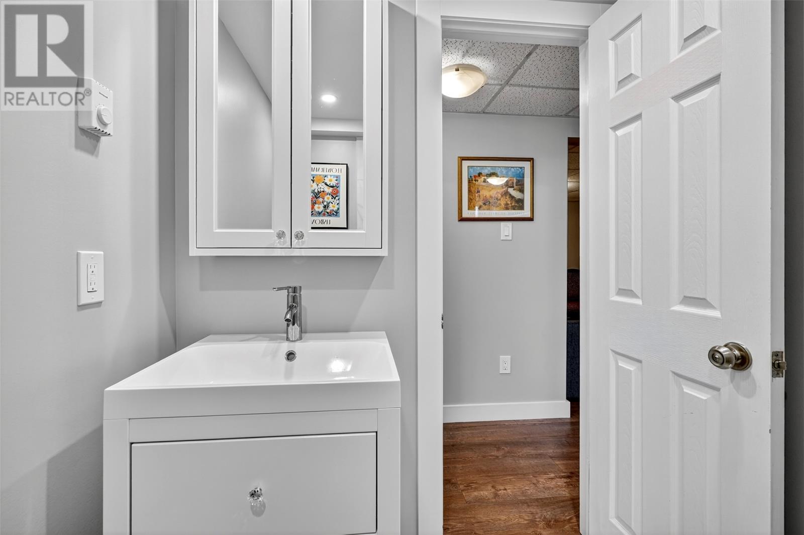 2 Johns Road, St Phillips, NL - Indoor Photo Showing Bathroom