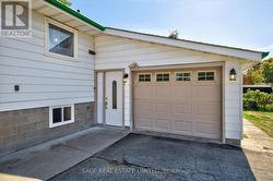 DIRECT ACCESS TO SIDE DOOR -