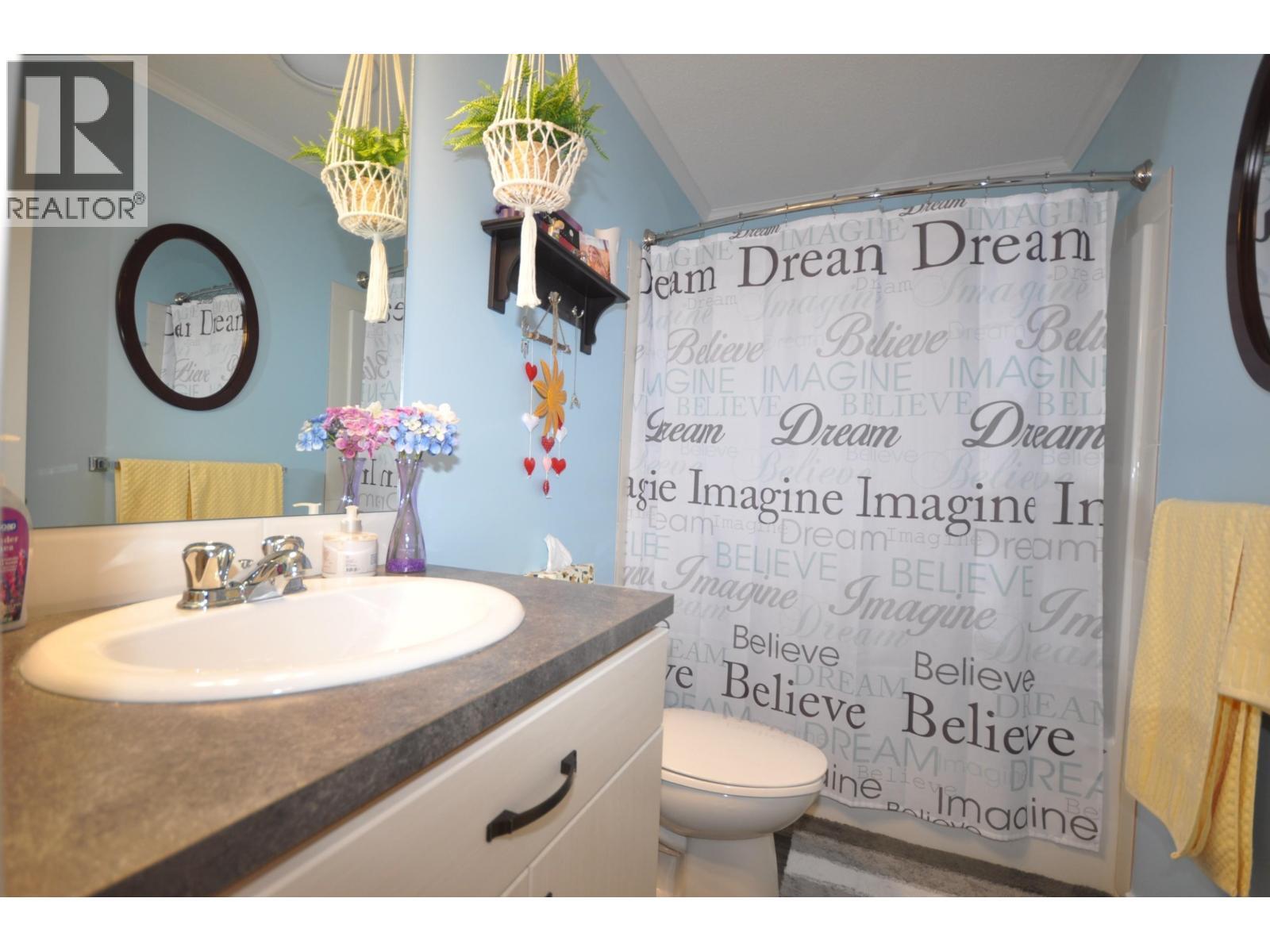 31 4072 Lac La Hache Station Road, Lac La Hache, BC - Indoor Photo Showing Bathroom