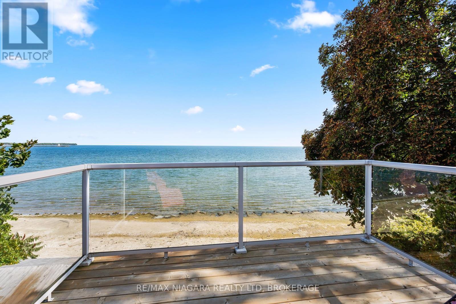 105 Lighthouse Drive, Haldimand (Dunnville), ON - Outdoor With Body Of Water With View