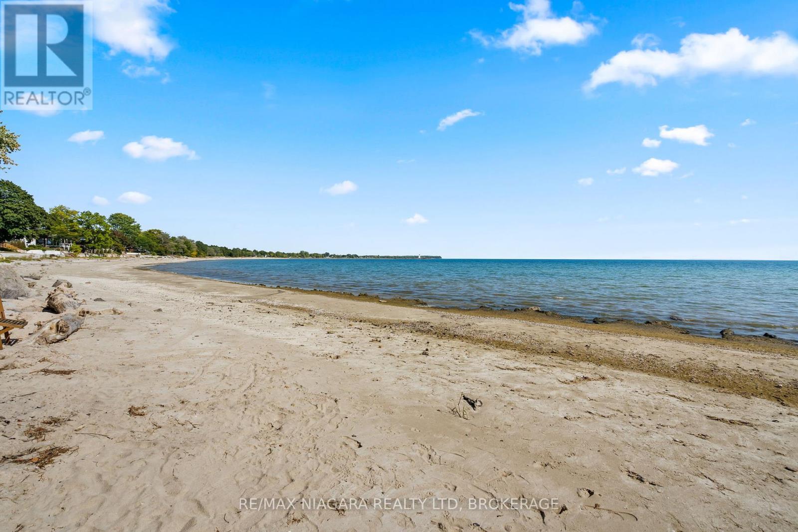 105 Lighthouse Drive, Haldimand (Dunnville), ON - Outdoor With Body Of Water With View