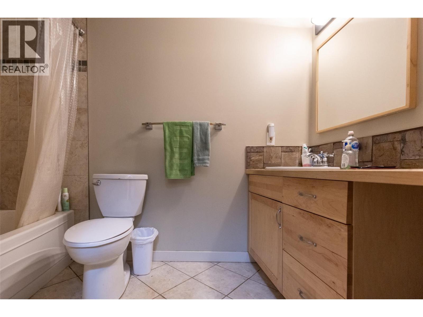 65 Cokato Road Unit# 407, Fernie, BC - Indoor Photo Showing Bathroom