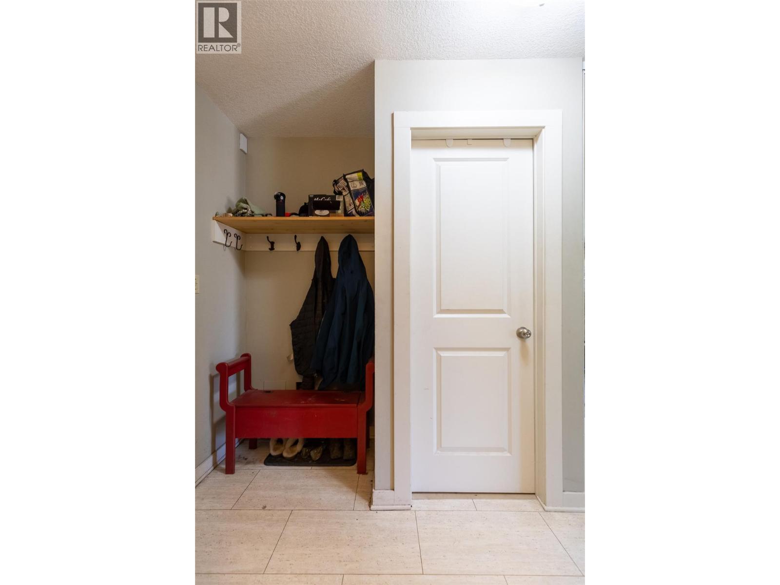 65 Cokato Road Unit# 407, Fernie, BC - Indoor Photo Showing Other Room