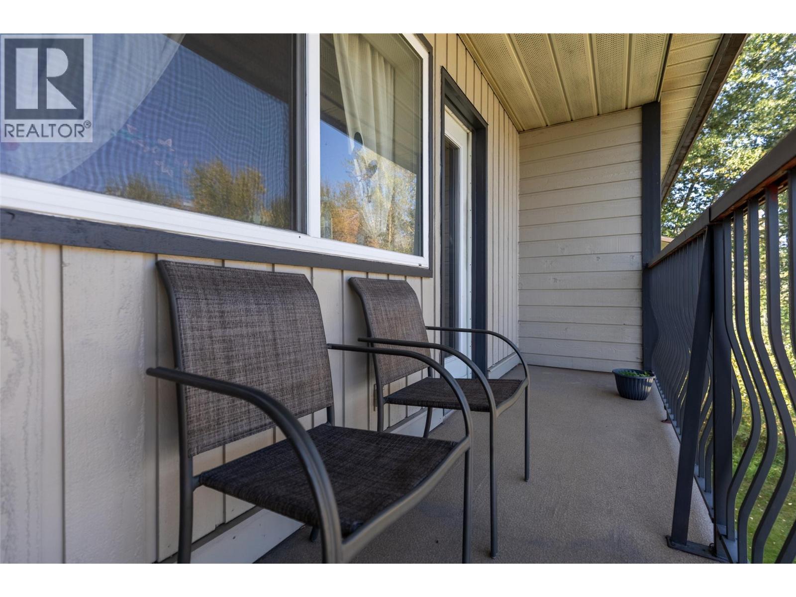 65 Cokato Road Unit# 407, Fernie, BC - Outdoor With Exterior