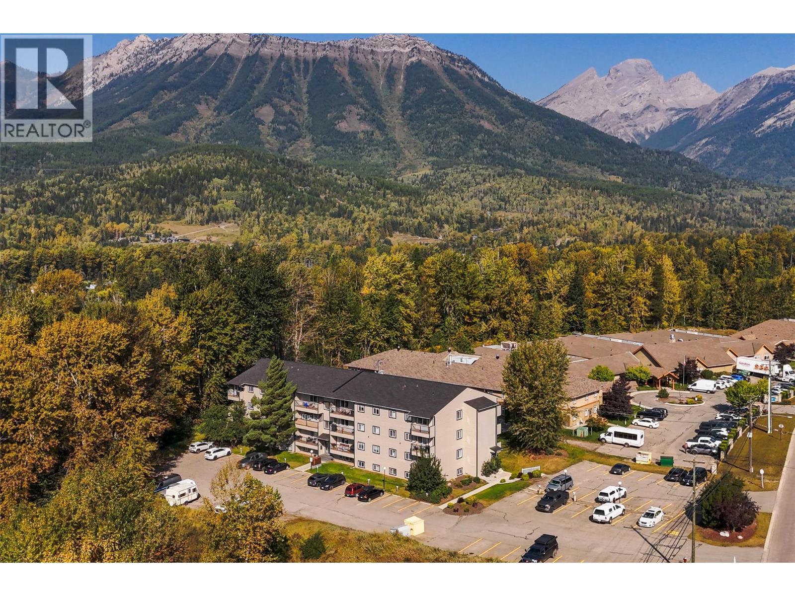 65 Cokato Road Unit# 407, Fernie, BC - Outdoor With View
