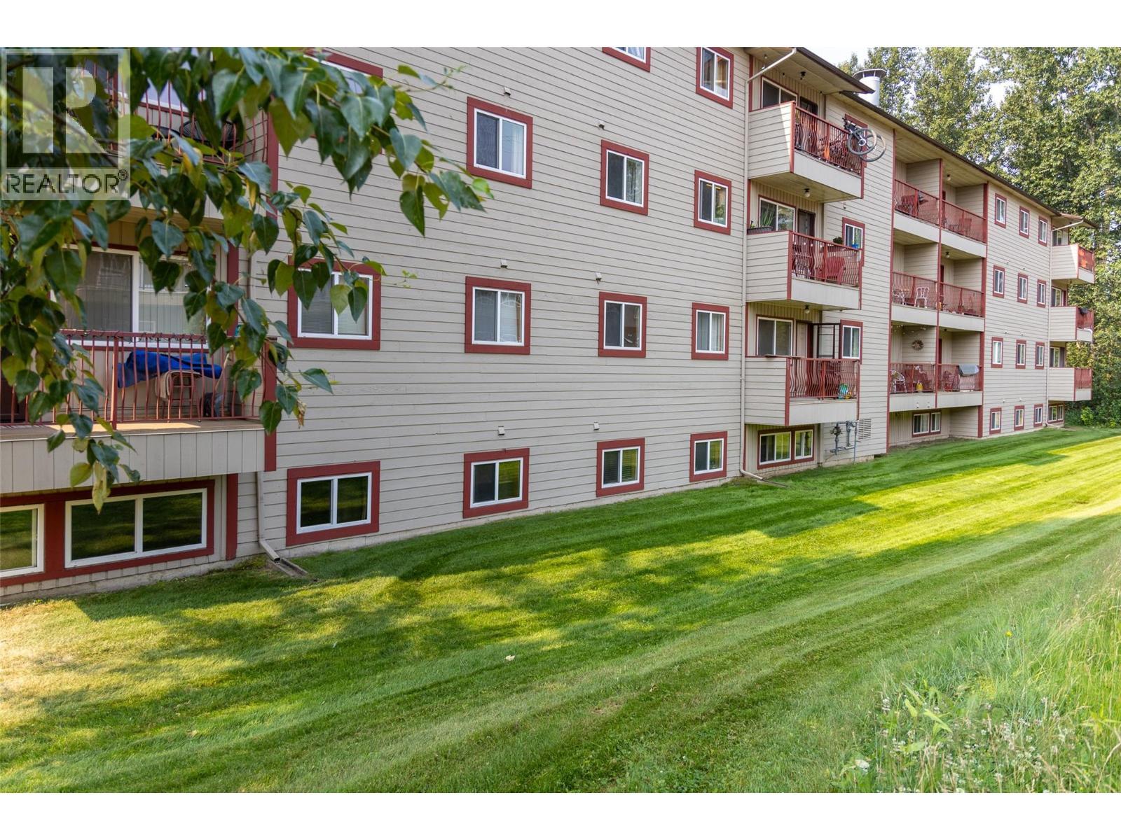 65 Cokato Road Unit# 407, Fernie, BC - Outdoor