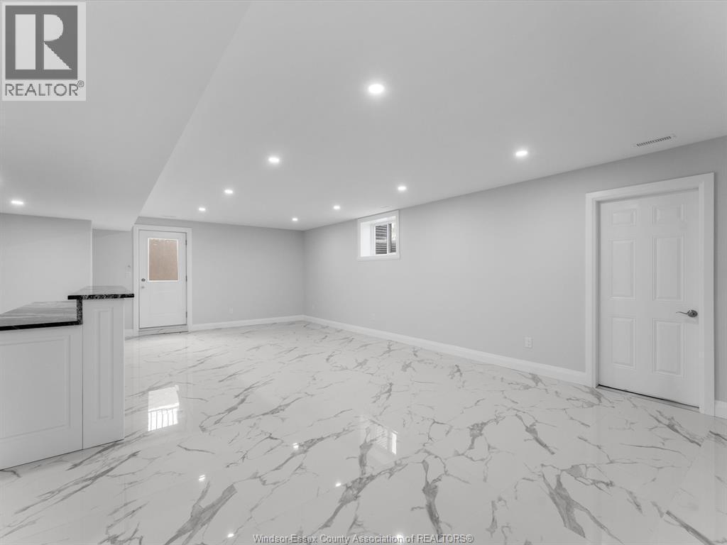 3573 Fiorina, Lasalle, ON - Indoor