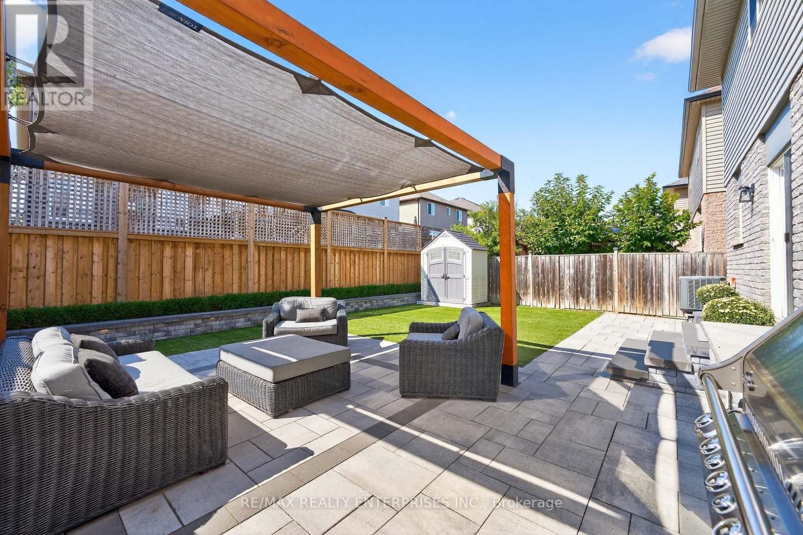 1366 Upper Paradise Road, Hamilton, ON - Outdoor With Deck Patio Veranda