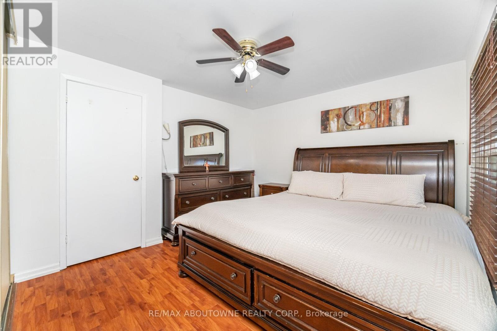106 - 2779 Gananoque Drive, Mississauga, ON - Indoor Photo Showing Bedroom