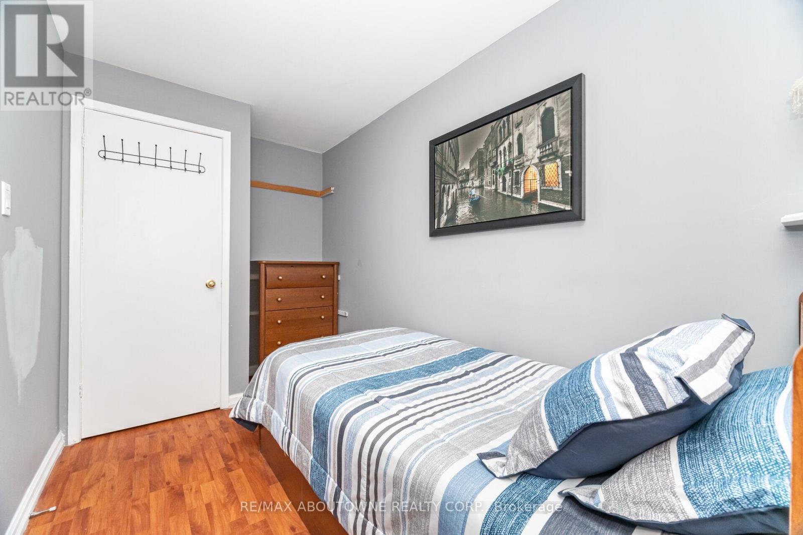 106 - 2779 Gananoque Drive, Mississauga, ON - Indoor Photo Showing Bedroom