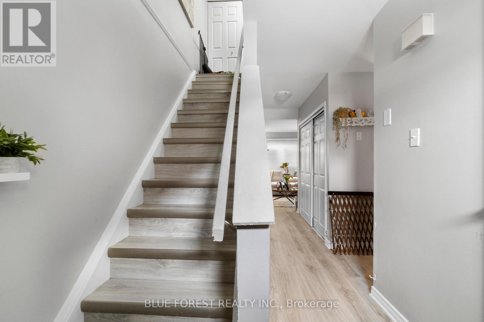 18 - 166 Southdale Road W, London South (South O), ON - Indoor Photo Showing Other Room